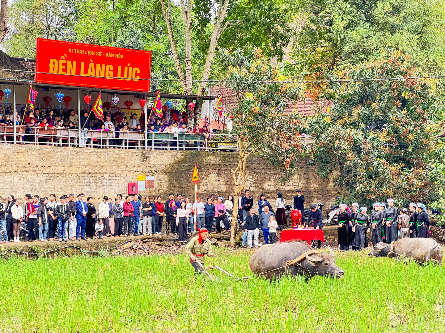Đền Làng Lúc