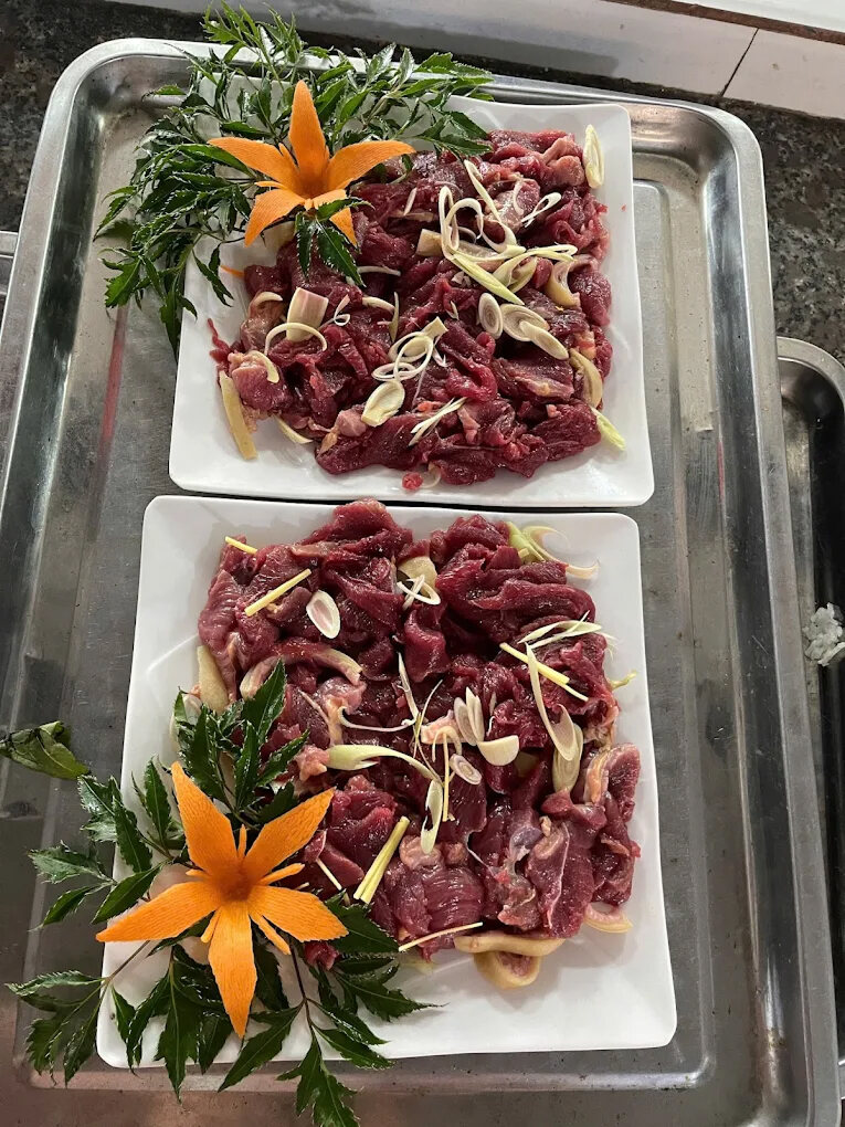 Nhà Hàng Sông Hồng Quán 4