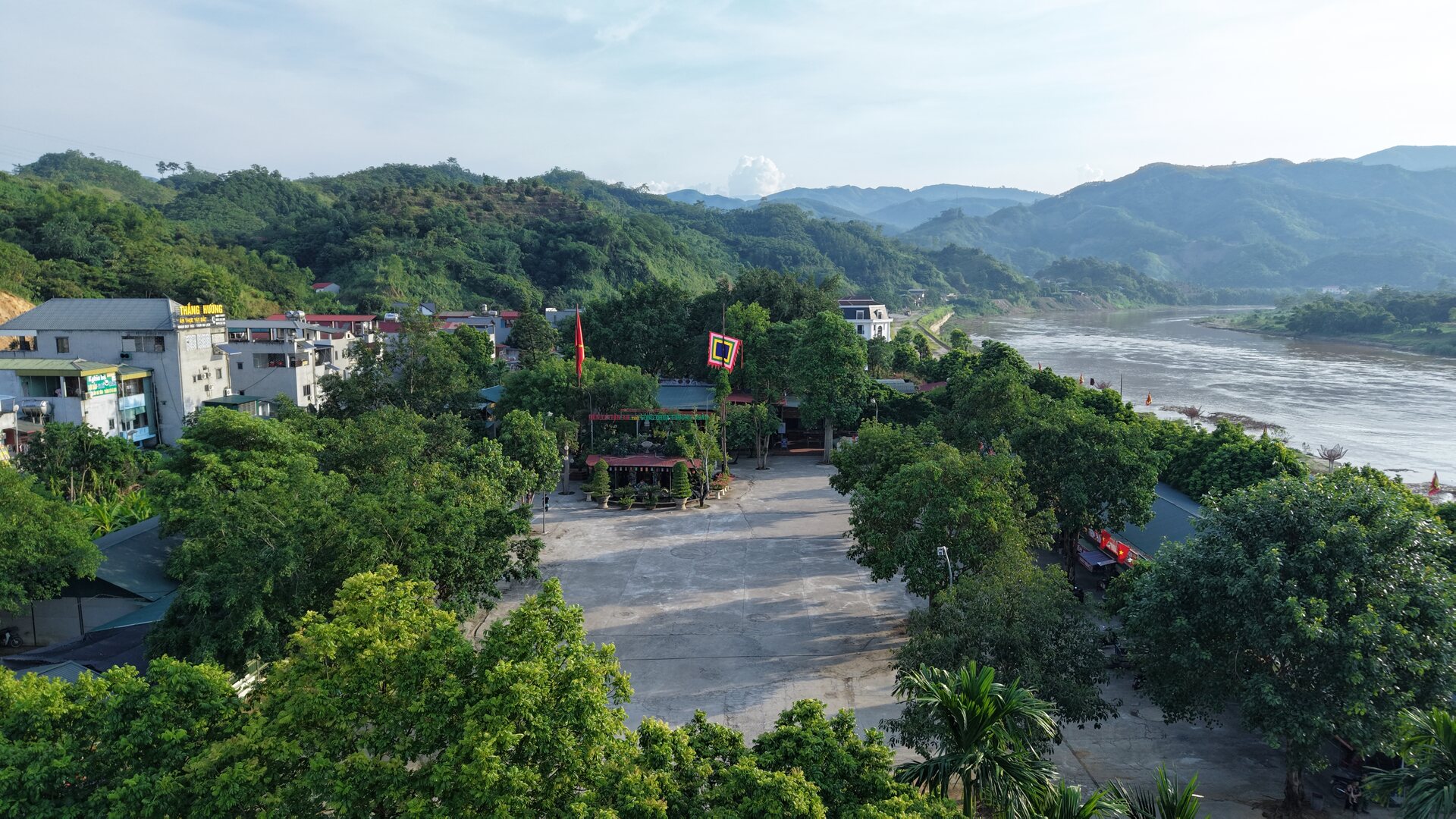 Đền Cô Tân An